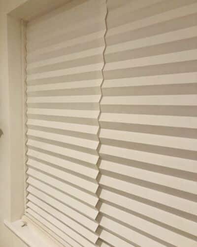 how-to-clean-paper-pleated-blinds