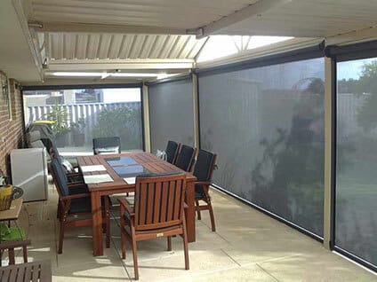 How To Keep Patio Blinds From Blowing In The Wind - Huetiful Homes