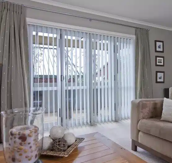 how-to-rehang-vertical-blinds