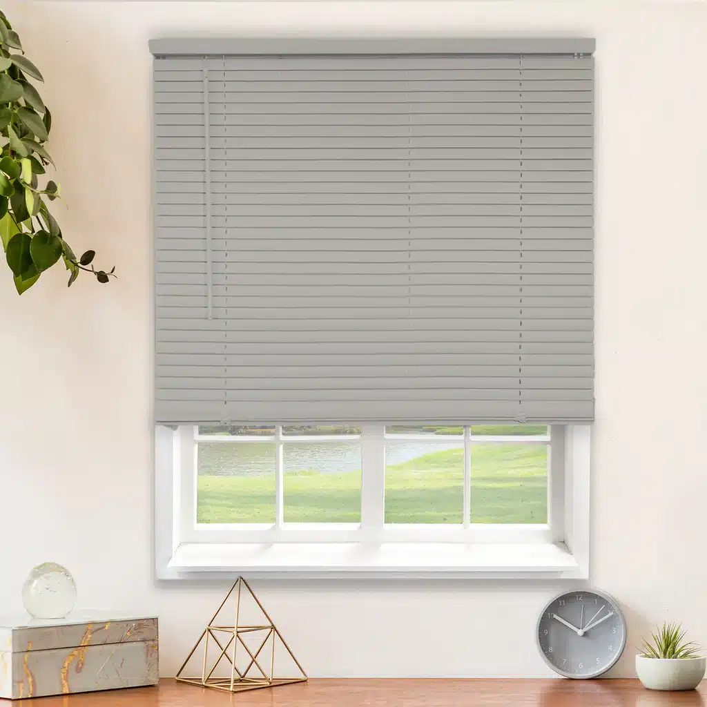 how-to-clean-vinyl-blinds-easily