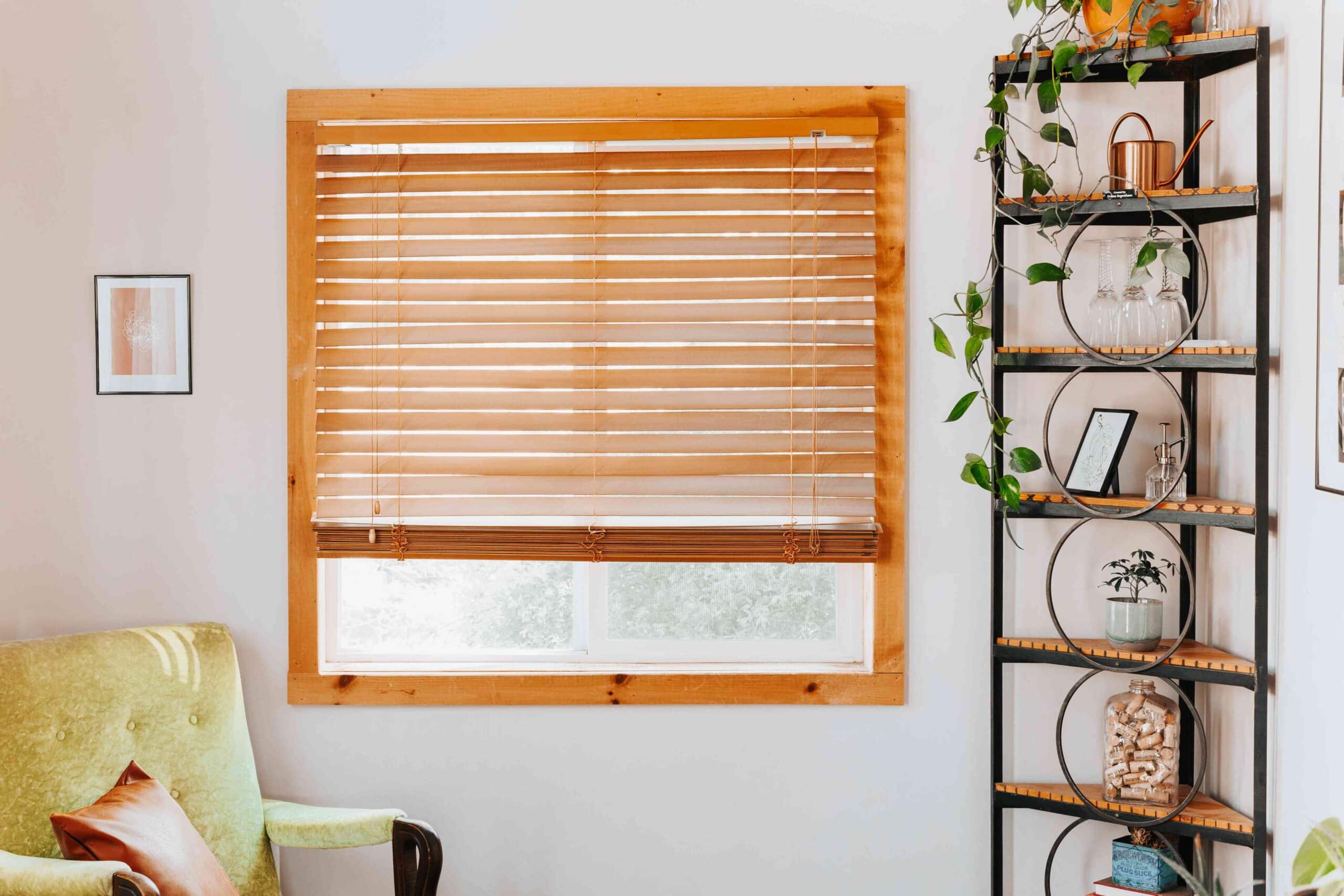 how-to-clean-wooden-blinds