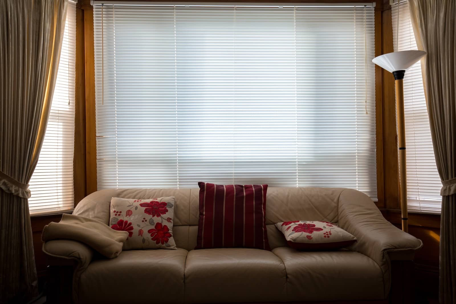 how-to-hide-blinds-with-curtains