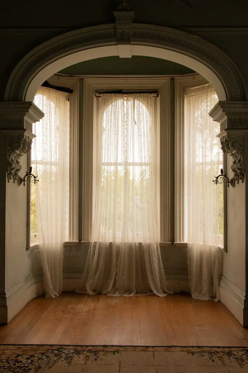 mount-a-curtain-rod-to-the-wall